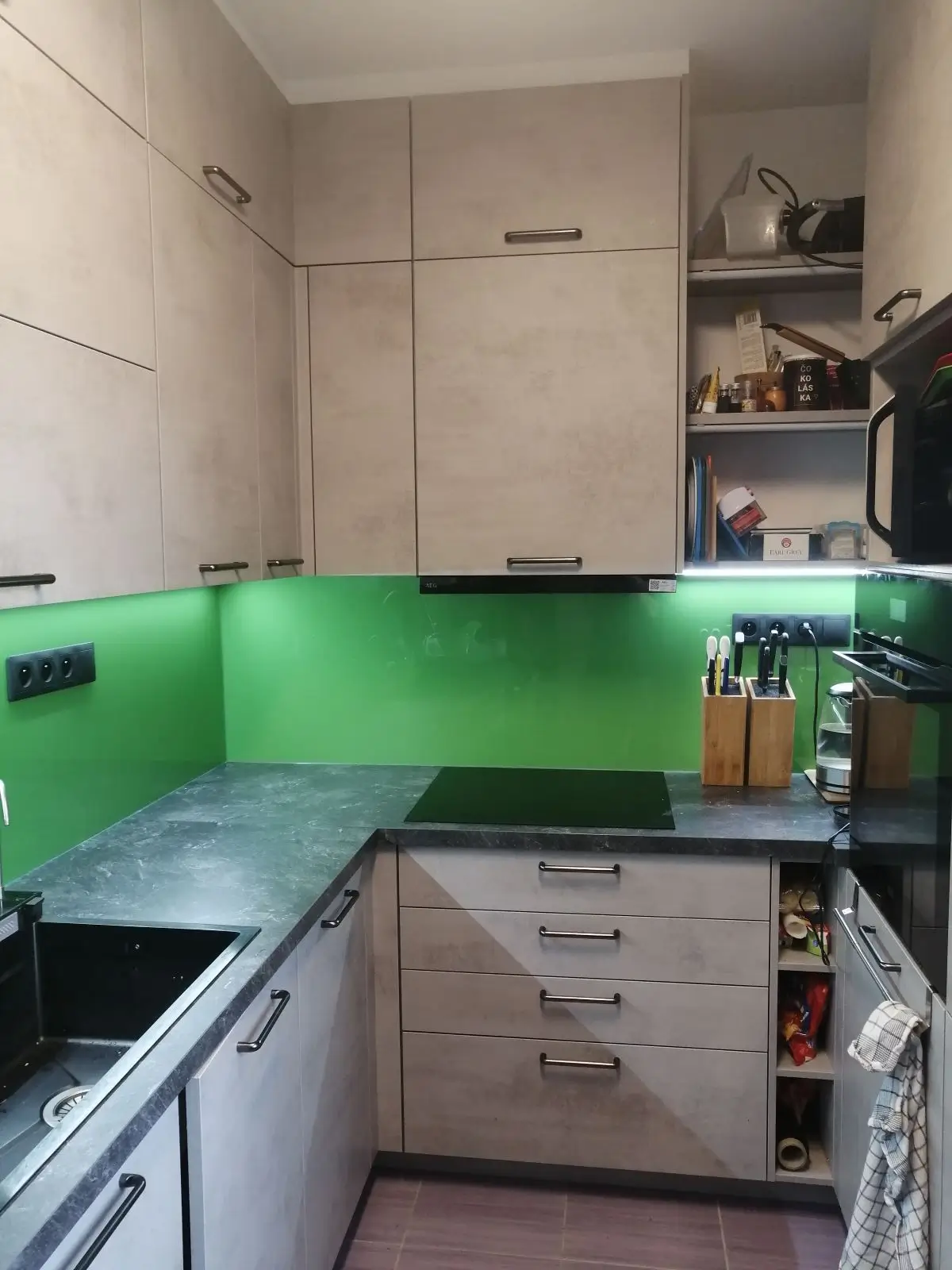 moderní kuchyň po rekonstrukci Neznašov
